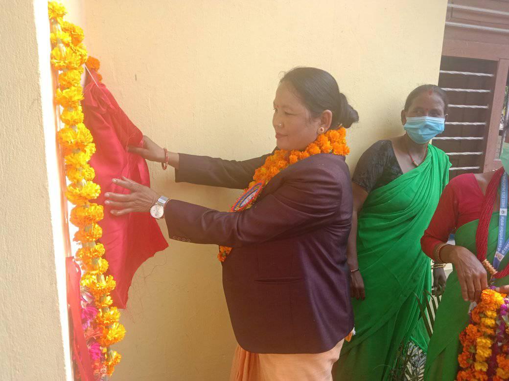 एकता प्रगतिशिल बचत सहकारीको भवन राज्यमन्त्री चौधरीद्वारा उद्घाटन