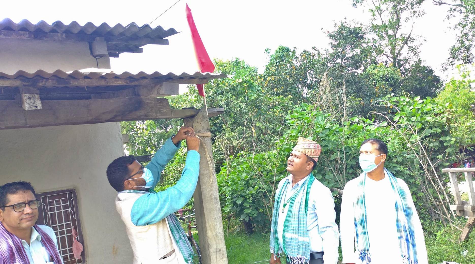 ज्येष्ठ नागरिकको घरमा ‘रातो झण्डा’
