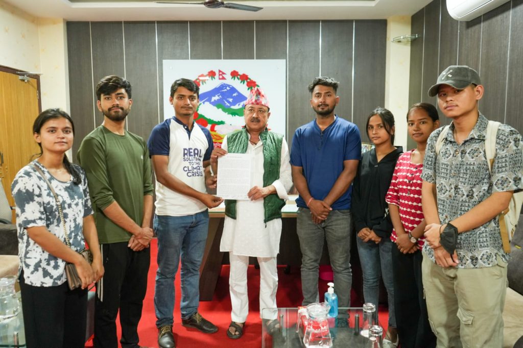 ग्रीन क्लिनद्वारा खादा र ब्याच प्रयोगमा प्रतिबन्ध लगाउन माग