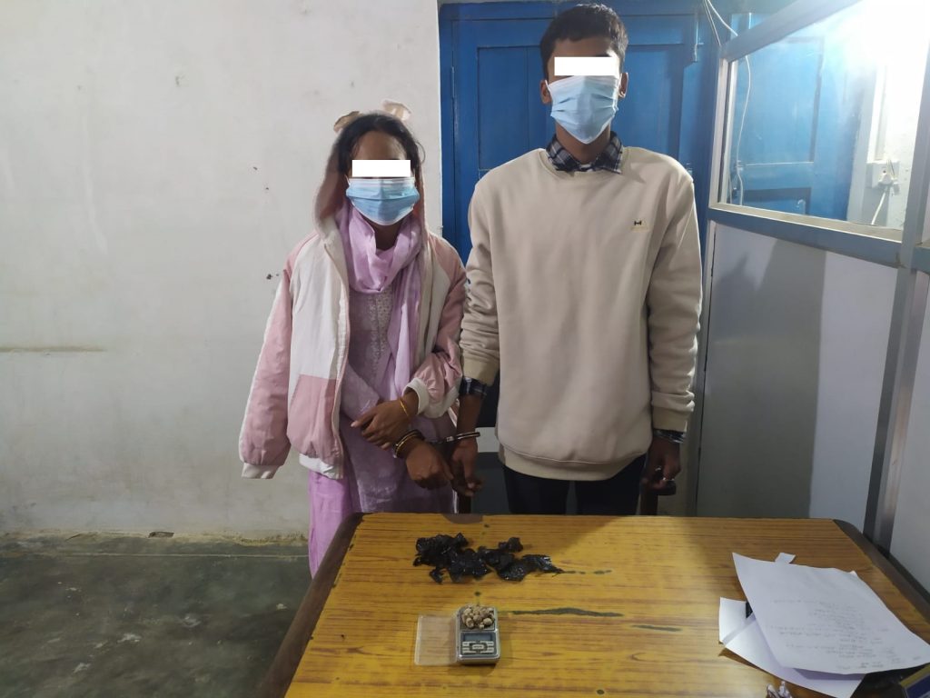 लागूऔषधसहित दुई जना पक्राउ