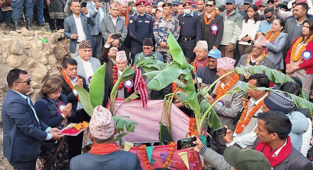 कैलालीके चिसापानीमे जलपादेवी केबलकारके शिलान्यास
