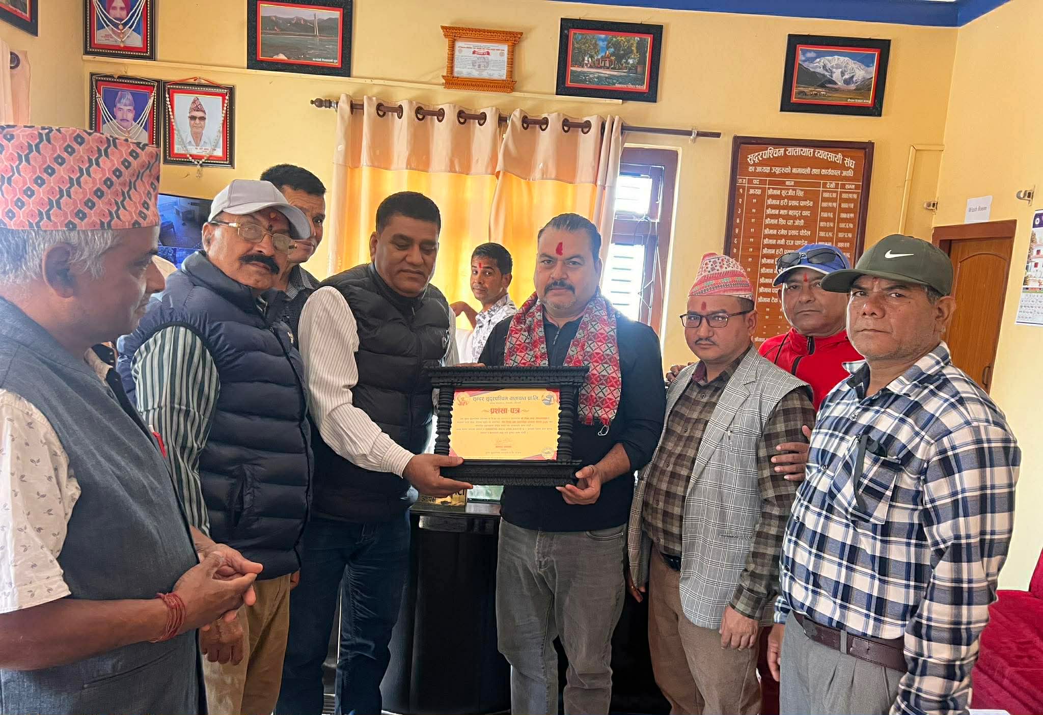 रक्तदाता अभियन्ता उपाध्यायहे सम्मान